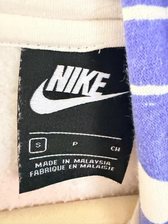 Nike hooded sweatshirt size S men’s or oversized women’s - Picture 4 of 4